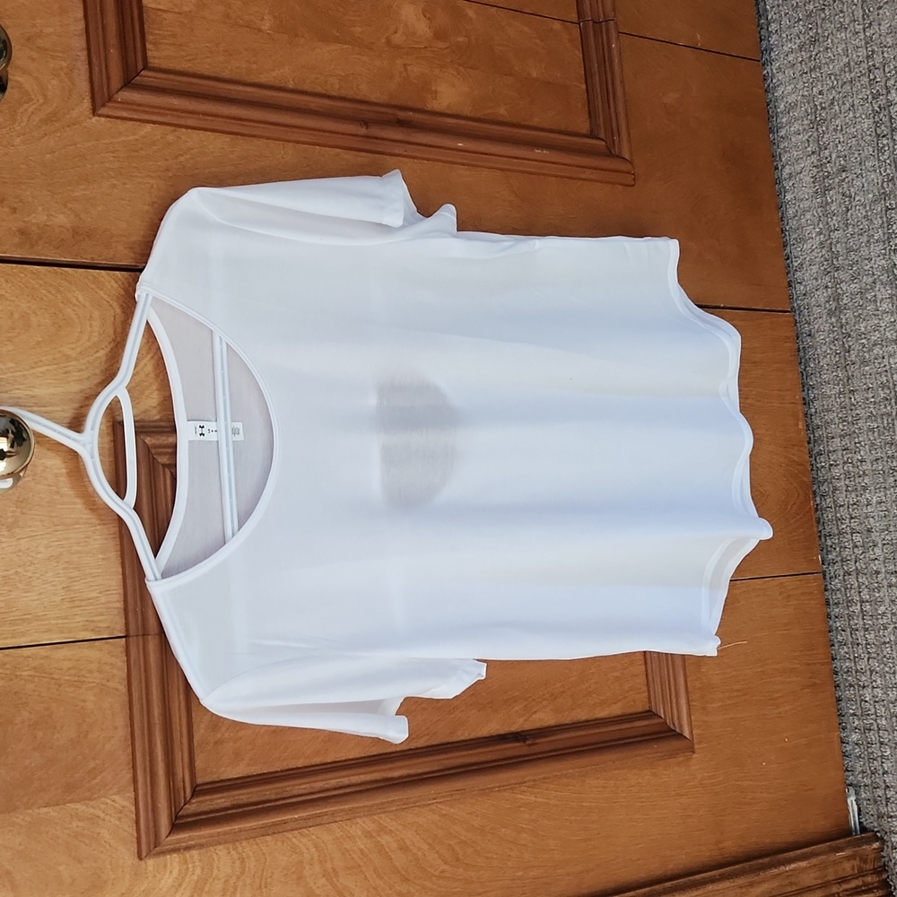 Under Armor Ladies T shirt